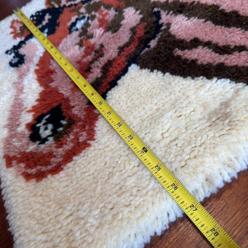 Handmade latch hook